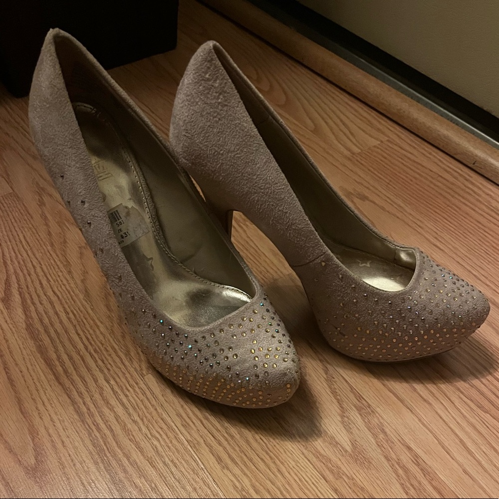 Thrash jeweled beige platform stilettos